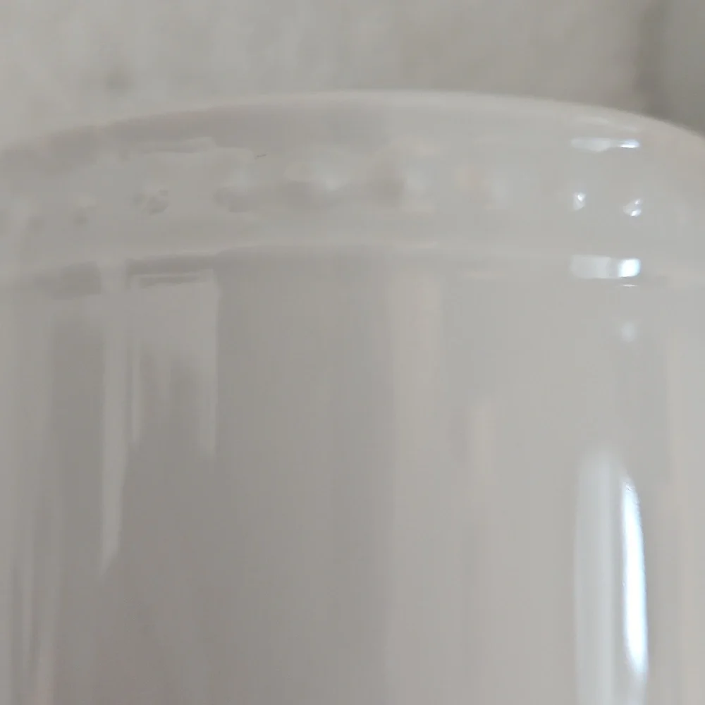 Crate&Barrel Vintage Staccato Elegant White Porcelain Mug Made in Japan Set of 4